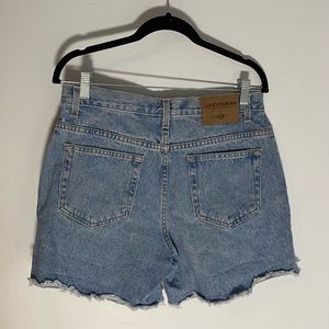 Vintage 100% cotton denim mom shorts from the brand London Jean